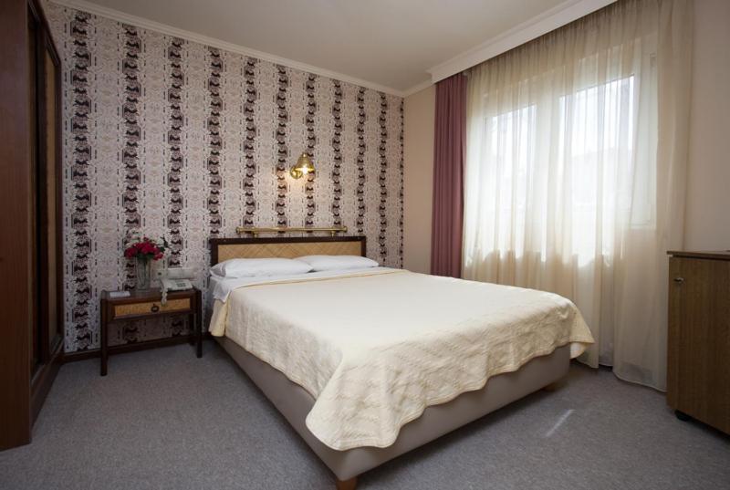 Olympos Hotel Komotiní Bilik gambar