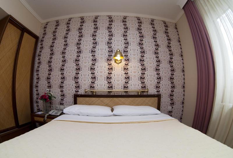 Olympos Hotel Komotiní Bilik gambar